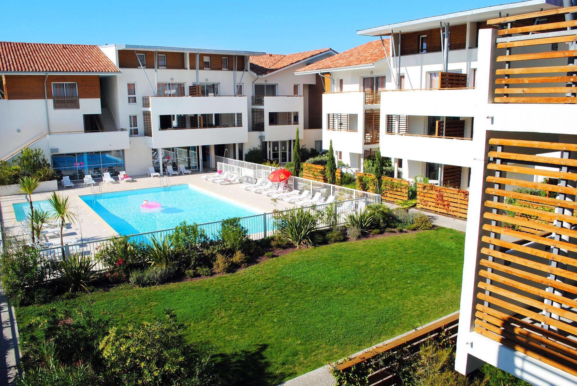 Residence Nemea Les Terrasses De L'Ocean Мольез-е-Маа Экстерьер фото