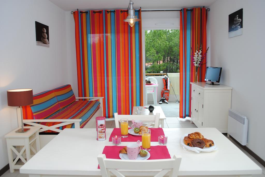 Residence Nemea Les Terrasses De L'Ocean Мольез-е-Маа Экстерьер фото